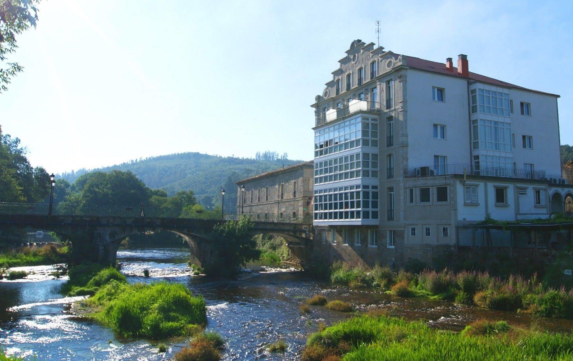Balneario Acuna Caldas De Reis Eksteriør billede